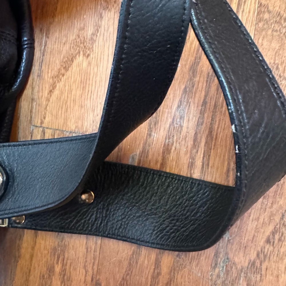 Michael Kors Black Leather Shoulder Bag with Gold Accents - Picture 7 of 12
